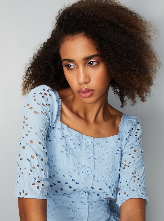 URB_N Women Schiffli Square Neck Top