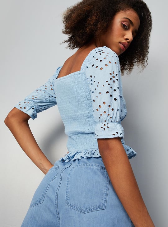 URB_N Women Schiffli Square Neck Top