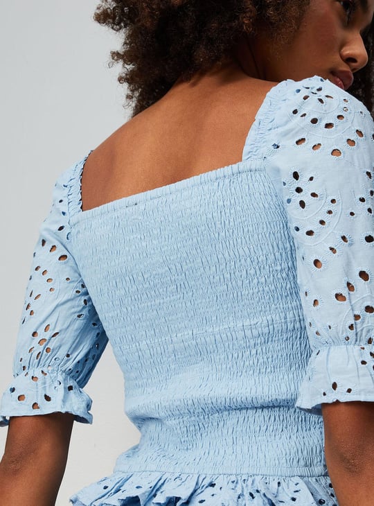URB_N Women Schiffli Square Neck Top