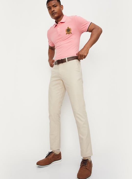 Men Solid Slim Fit Structured Chinos