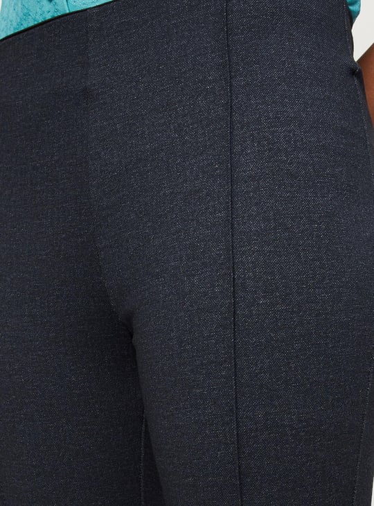 Women Solid Knitted Cropped Ponte Treggings