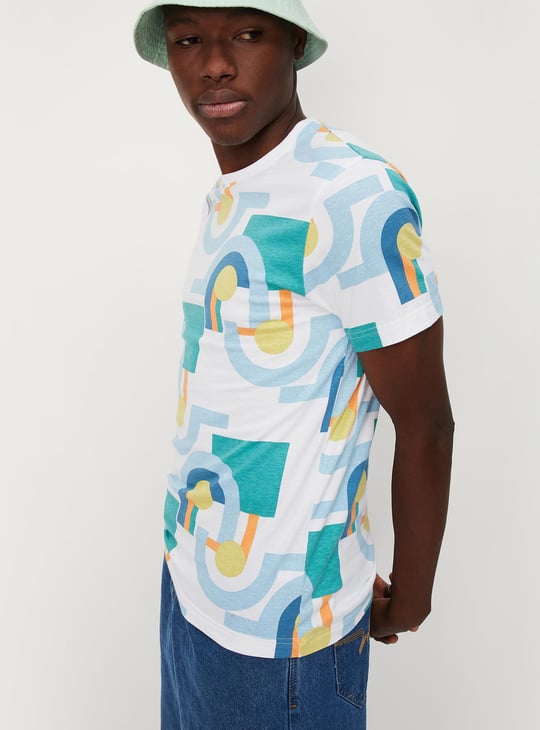 Men Geometric Printed Ultra Slim Fit T-shirt