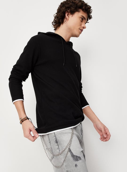Men Solid Slim Fit Hooded T-shirt