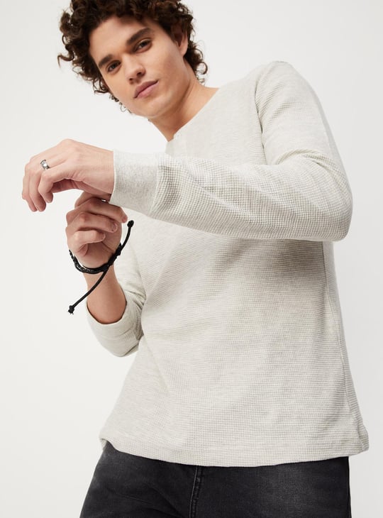 URB_N Men Waffle Knit Slim Fit Henley T-shirt Textured