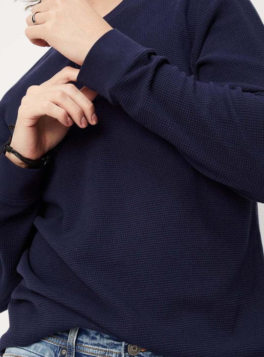 URB_N Men Waffle Knit Slim Fit Henley T-shirt