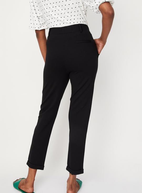 Women Solid Knit Crop Trousers