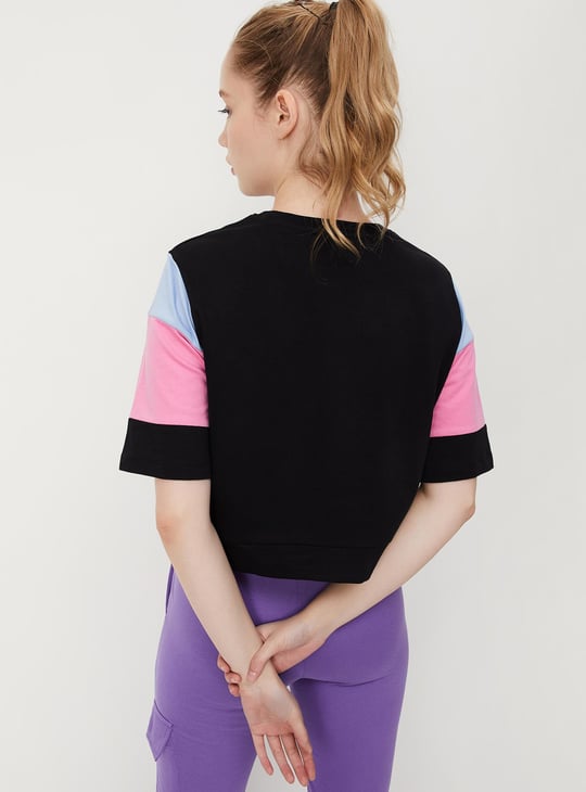 Women Colourblock Crop T-shirt