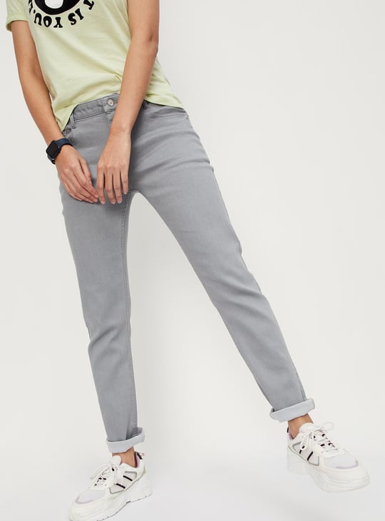 Women Solid Pencil Fit Jeans