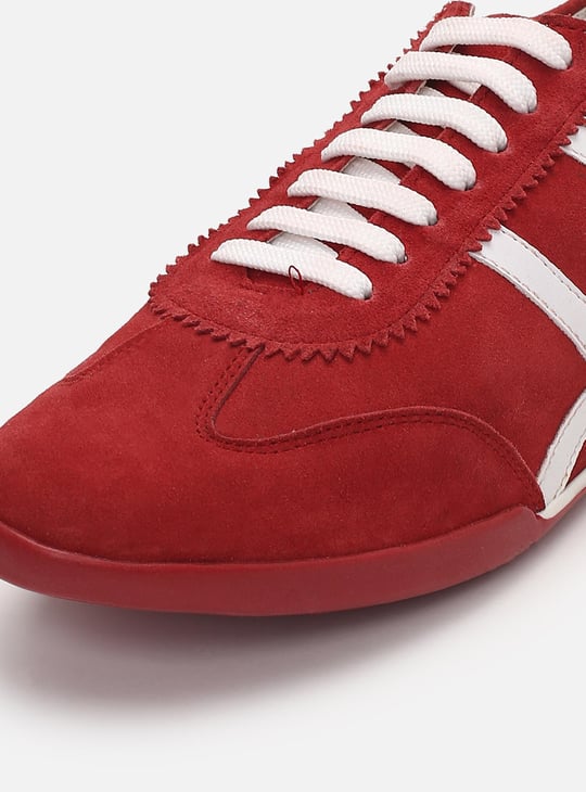 Men Overlay Lace-Up Casual Sneakers