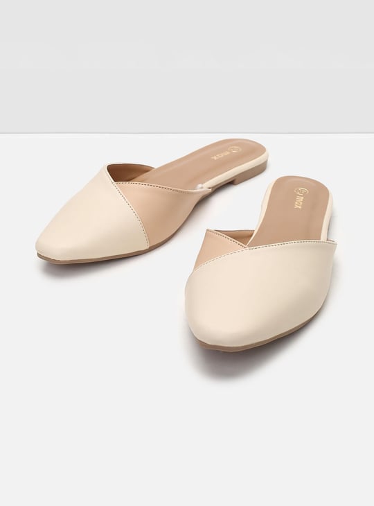 Women Colourblock Closed-Toe Mules