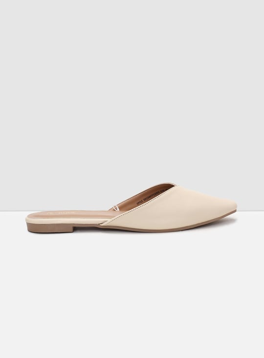 Women Colourblock Closed-Toe Mules