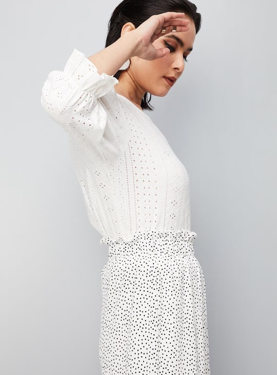 Women Schiffli Round Neck Knit Top