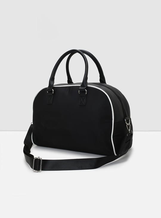 Women Printed Duffle Bag with Contrast Piping