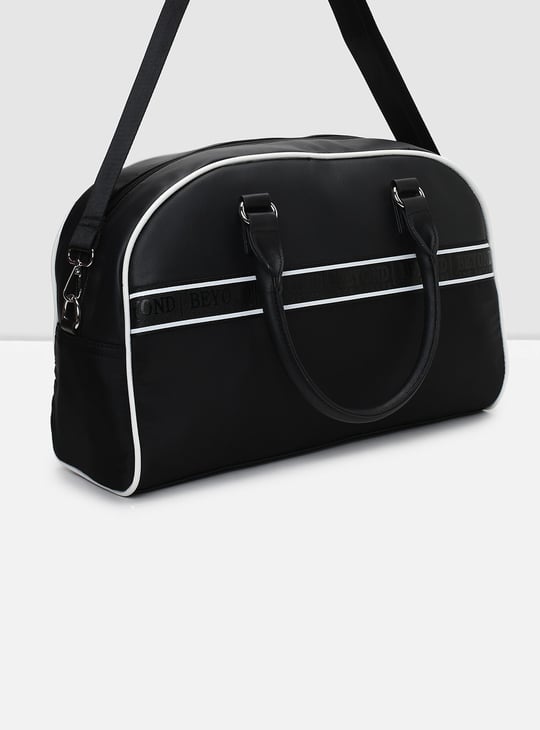 Women Printed Duffle Bag with Contrast Piping