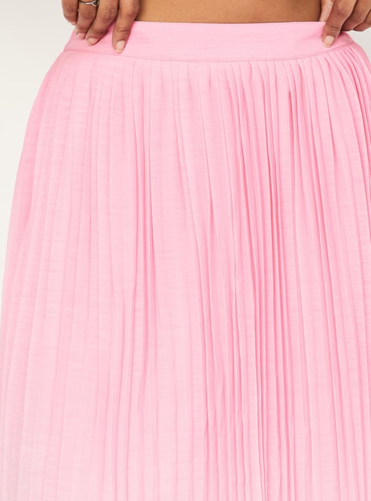 Rose pink pleated skirt
