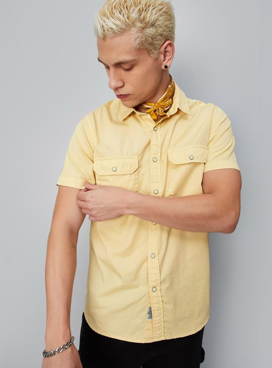 Men Solid Double Pocket Casual Shirt