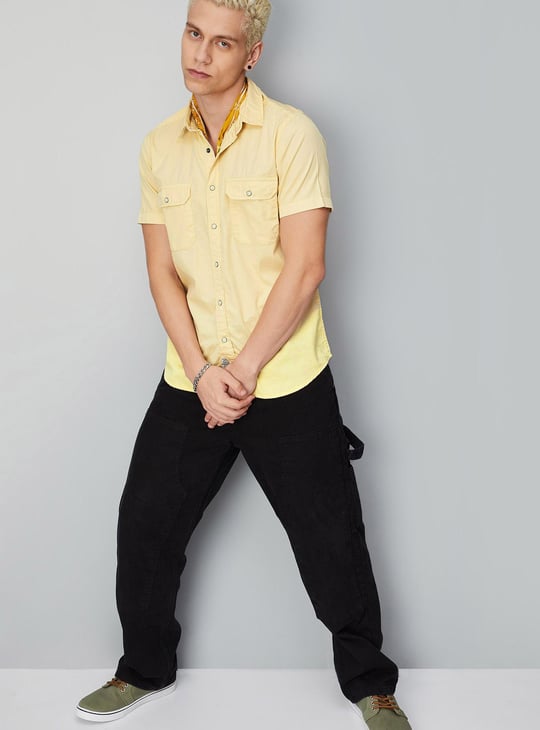 Men Solid Double Pocket Casual Shirt