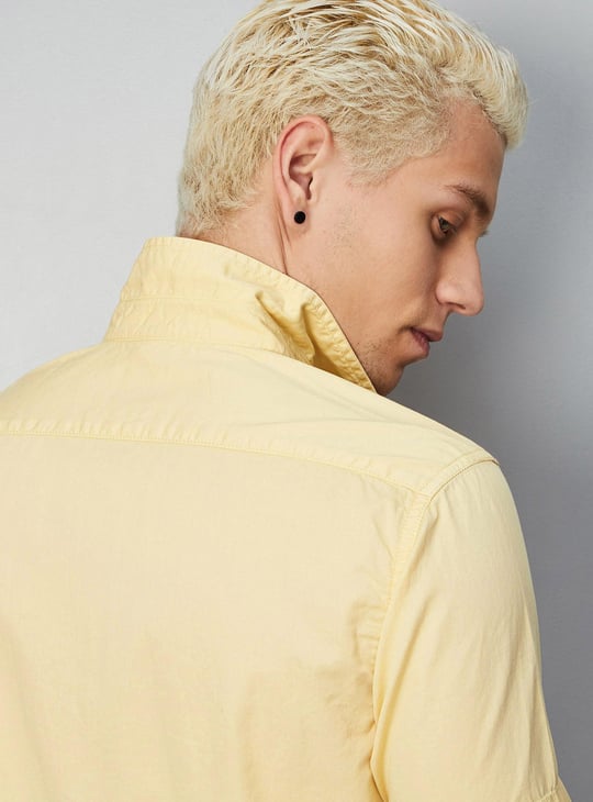 Men Solid Double Pocket Casual Shirt