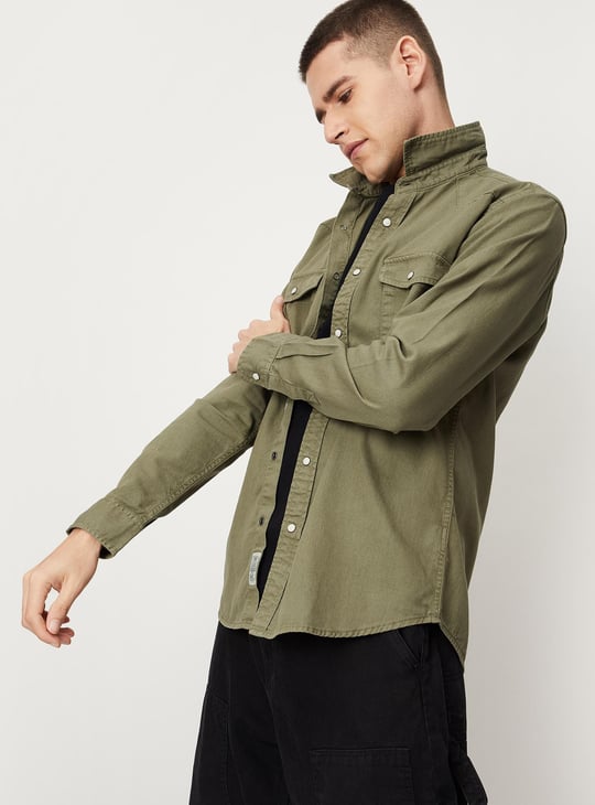 Men Solid Garment Dyed Slim Fit Shirt