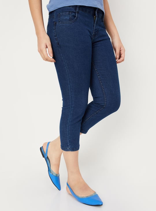 Women Solid Denim Capris