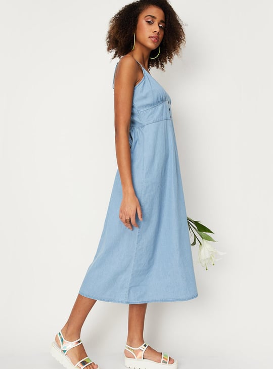 Women Solid Strappy Denim Dress