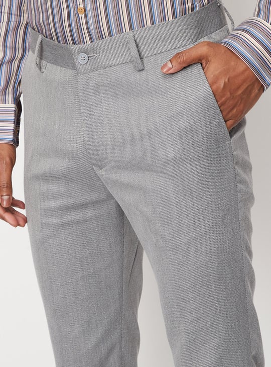 Men Woven Carrot Fit Formal Trousers