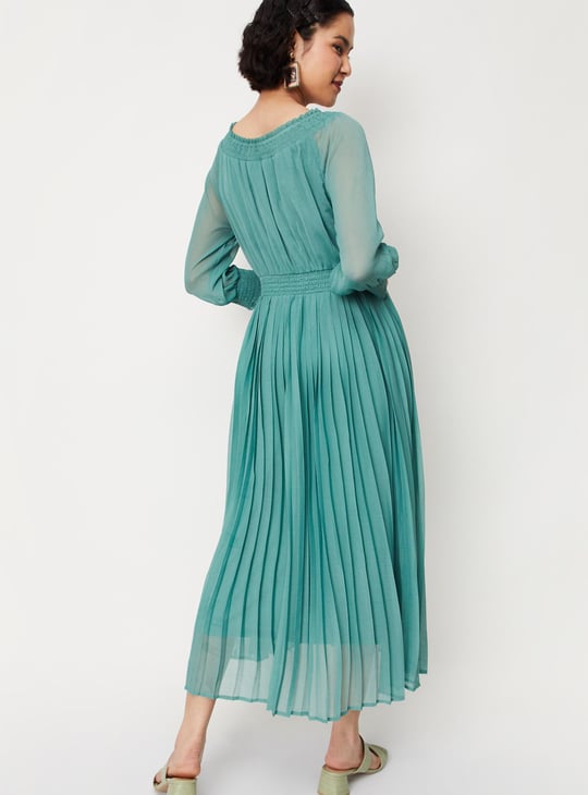 Women Pleated Off-Shoulder Maxi Dress