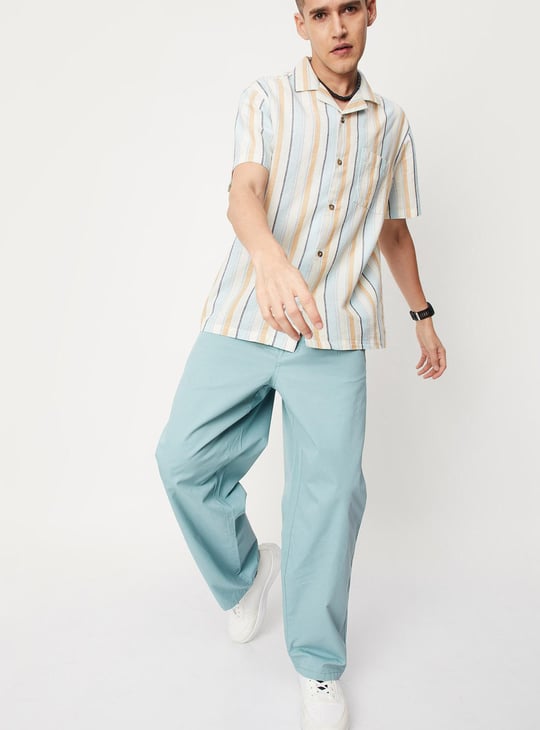 Men Solid Relaxed Fit Casual Chinos