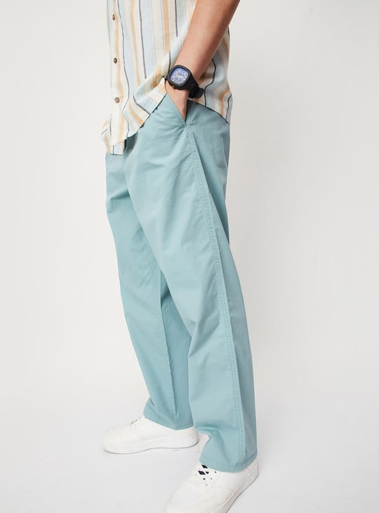 Men Solid Relaxed Fit Casual Chinos