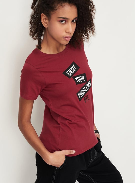 Women Slogan Printed Round Neck T-shirt