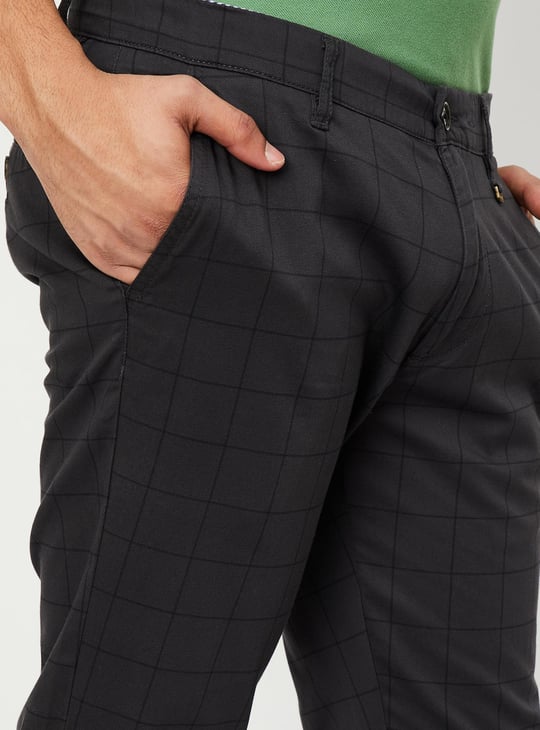 Men Checked Carrot Fit Chinos