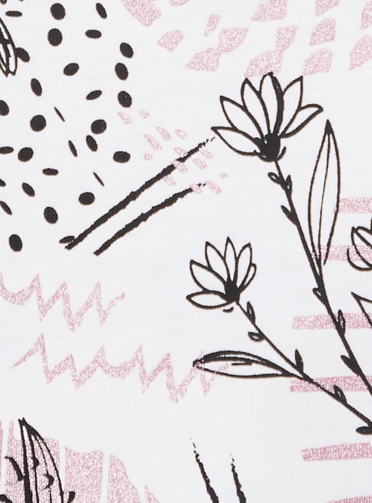 Women Round Neck Graphic T-shirt