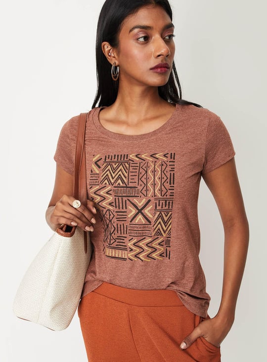 Women Round Neck Graphic T-shirt