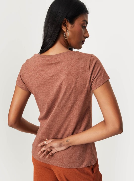 Women Round Neck Graphic T-shirt