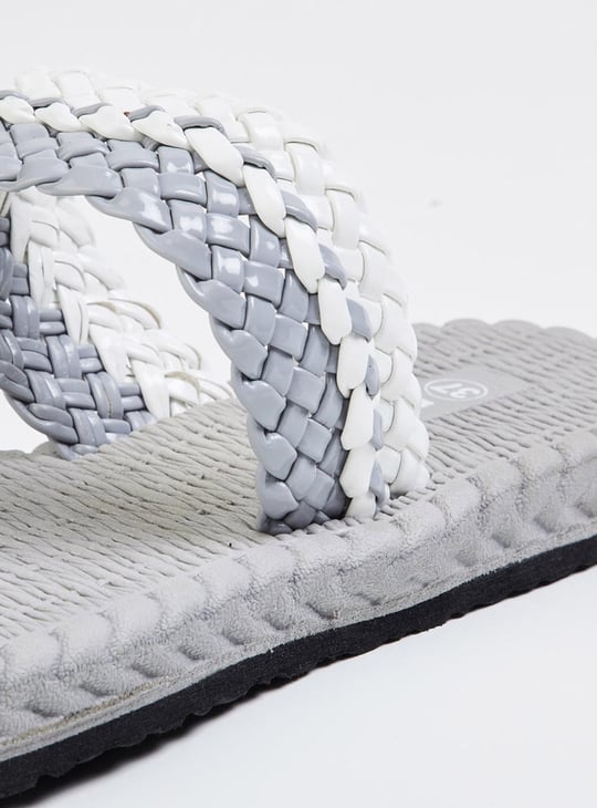 Women Braided Ring-Toe Sandals