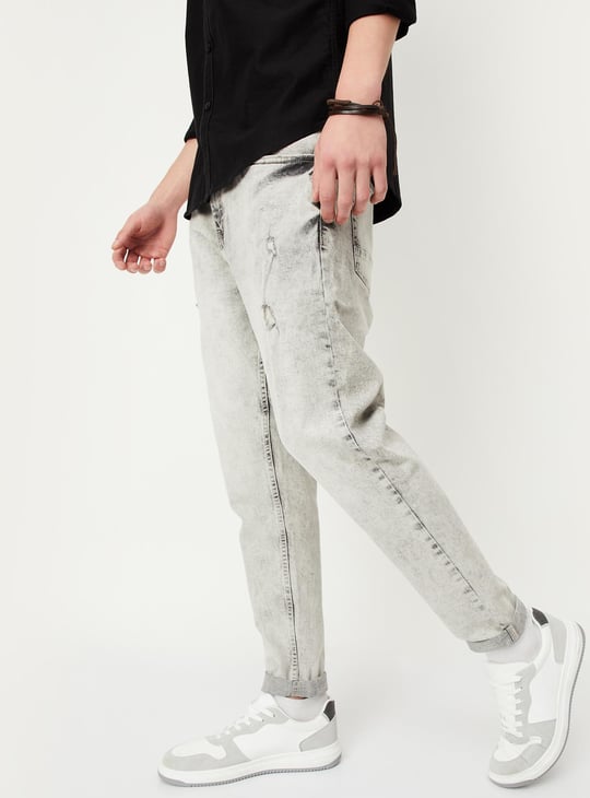 Men Acidwashed Carrot Fit Jeans