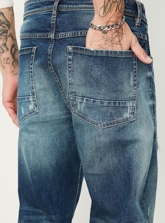 Men Carrot Fit Distressed Jeans