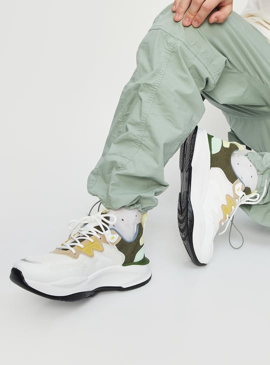 Men Colourblocked Sports Shoes
