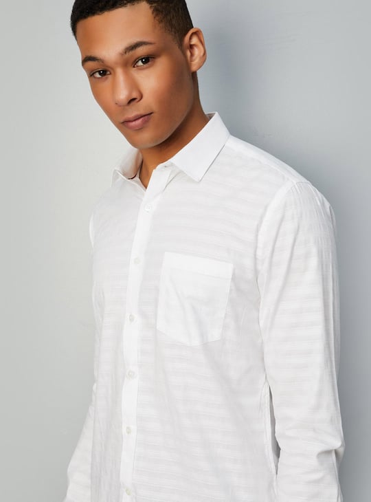 Men Slim Fit Striped Formal Shirt