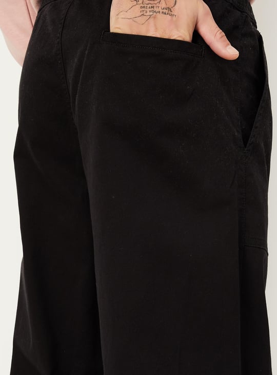 Men Solid Relaxed Fit Trousers