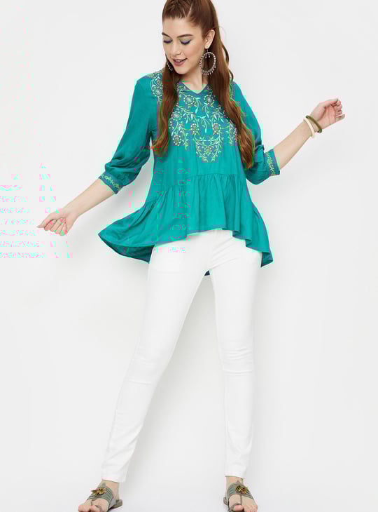 Women Embroidered Tunic