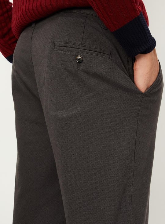 Men Slim Fit Printed Chinos