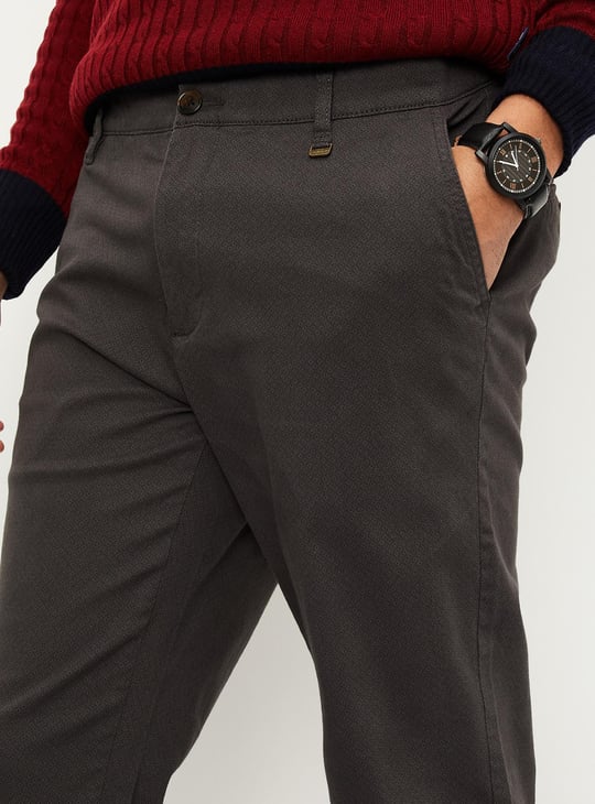 Men Slim Fit Printed Chinos