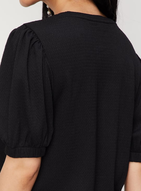Women Solid Puffed Sleeves Top