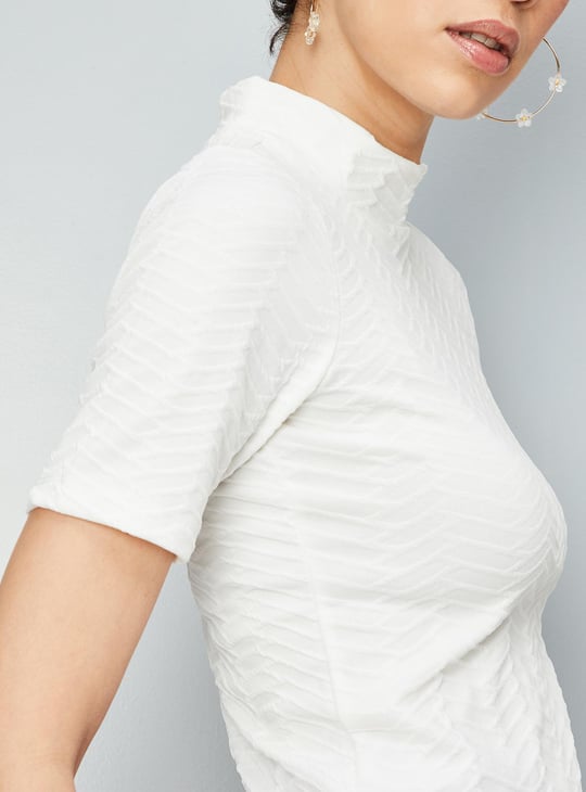 Women Textured Knit Top