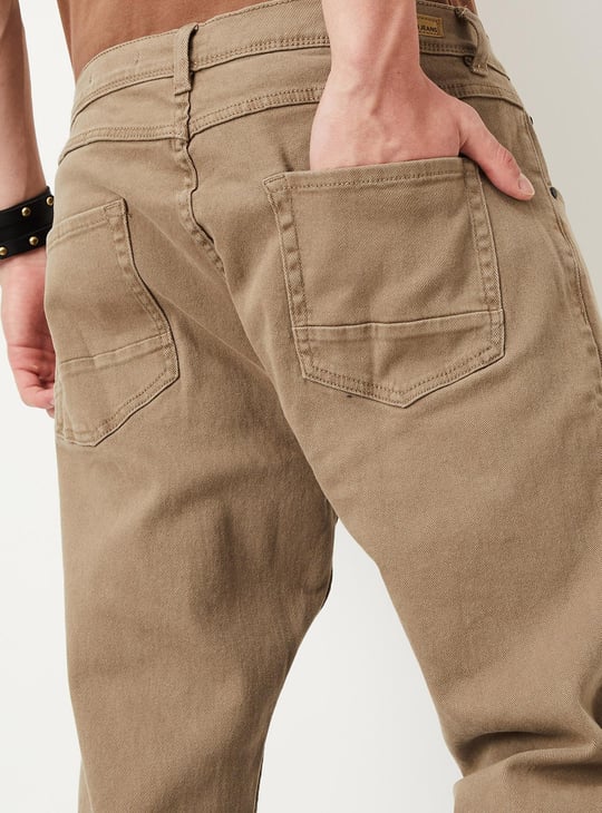 Men Relaxed Fit Coloured Jeans