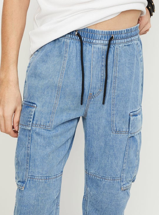 Men Washed Skinny Fit Cargo Jeans