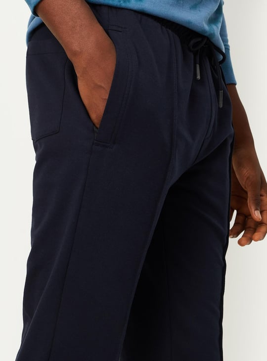 Men Athleisure Joggers with Zip Pockets