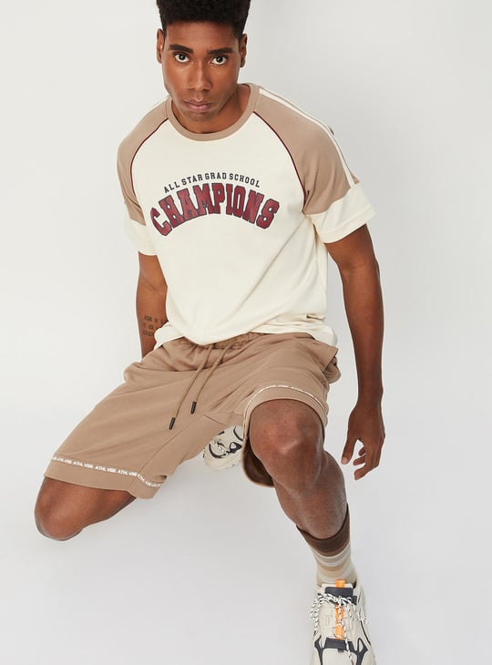 Men Raglan Sleeve Graphic T-shirt