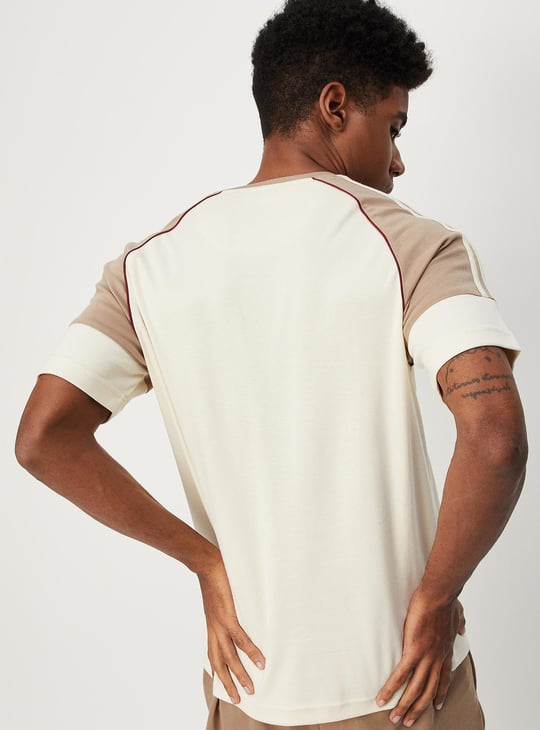 Men Raglan Sleeve Graphic T-shirt